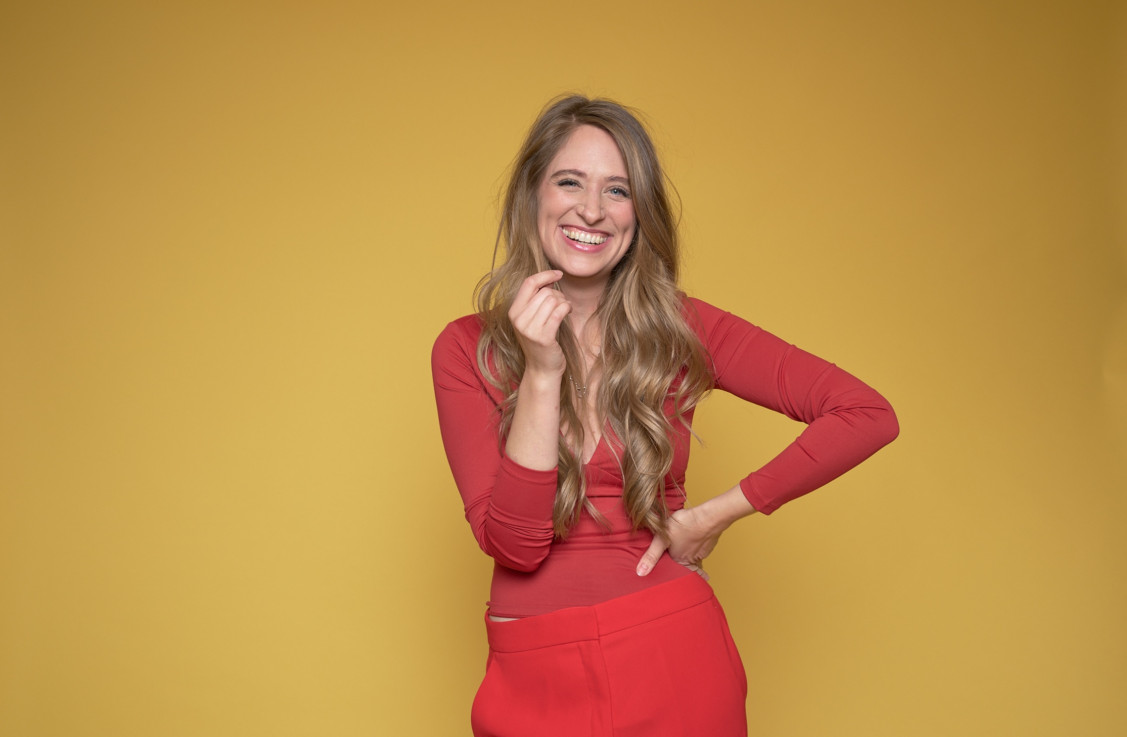 Imaginäres Gremium in der Praxis: Olivia Grimaud arbeitet mit Claude an einer Business-Entscheidung